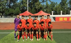 开云体育官网-国内足球联赛节奏明快，球队演绎精彩战术