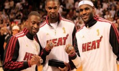 开云下载-火箭打救赛季合作主帅老家