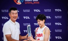 开云下载-伯尔尼队严密策应，成功挡住对手进攻