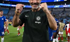 开云体育登录-切尔西签下新右后卫，提升防线实力的简单介绍