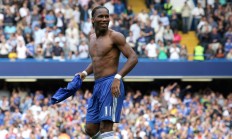 开云体育官网-胜利与统治，当黑马冲破铁幕，传奇仍在延续