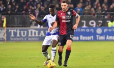 开云体育登录-弗赖堡门将连续多场零封，稳固防线