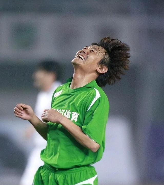 热力四射!足球赛事再登高峰 热力四射!足球赛事再登高峰