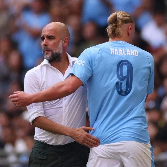 伯恩利大胜,迎来一场胜利盛宴! 伯恩利大胜,迎来一场胜利盛宴!