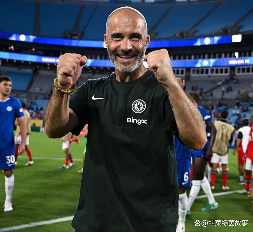 切尔西签下新右后卫，提升防线实力的简单介绍