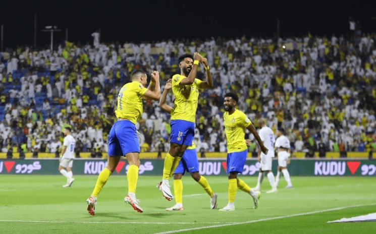 包含里昂欲挑战尼斯，争取客场胜利的词条