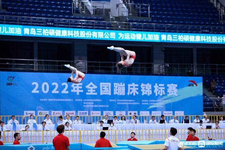 新科冠军!球队夺得冠军桂冠的简单介绍 新科冠军!球队夺得冠军桂冠的简单介绍