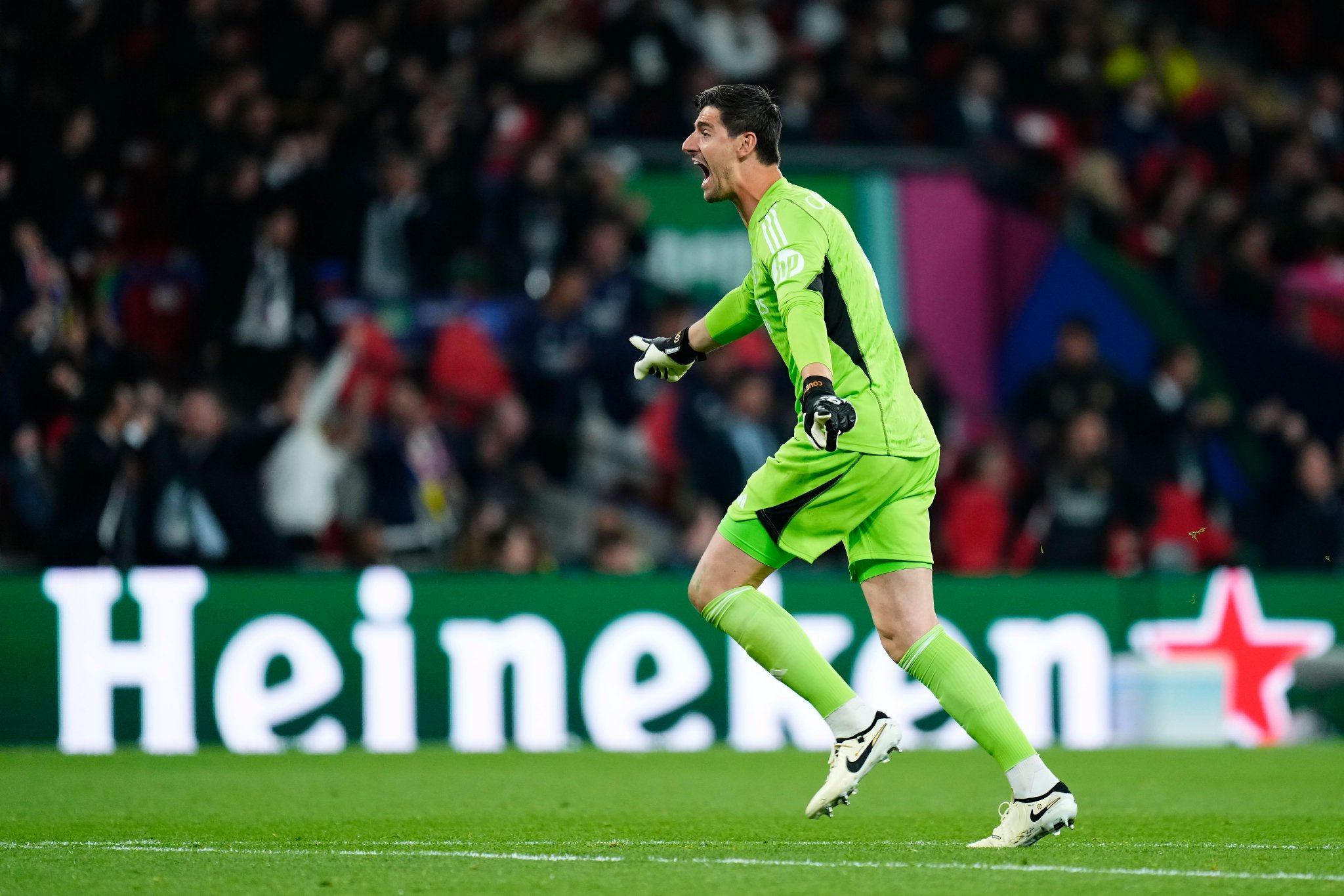 惊险刺激!欧洲国家队豪情万丈 惊险刺激!欧洲国家队豪情万丈