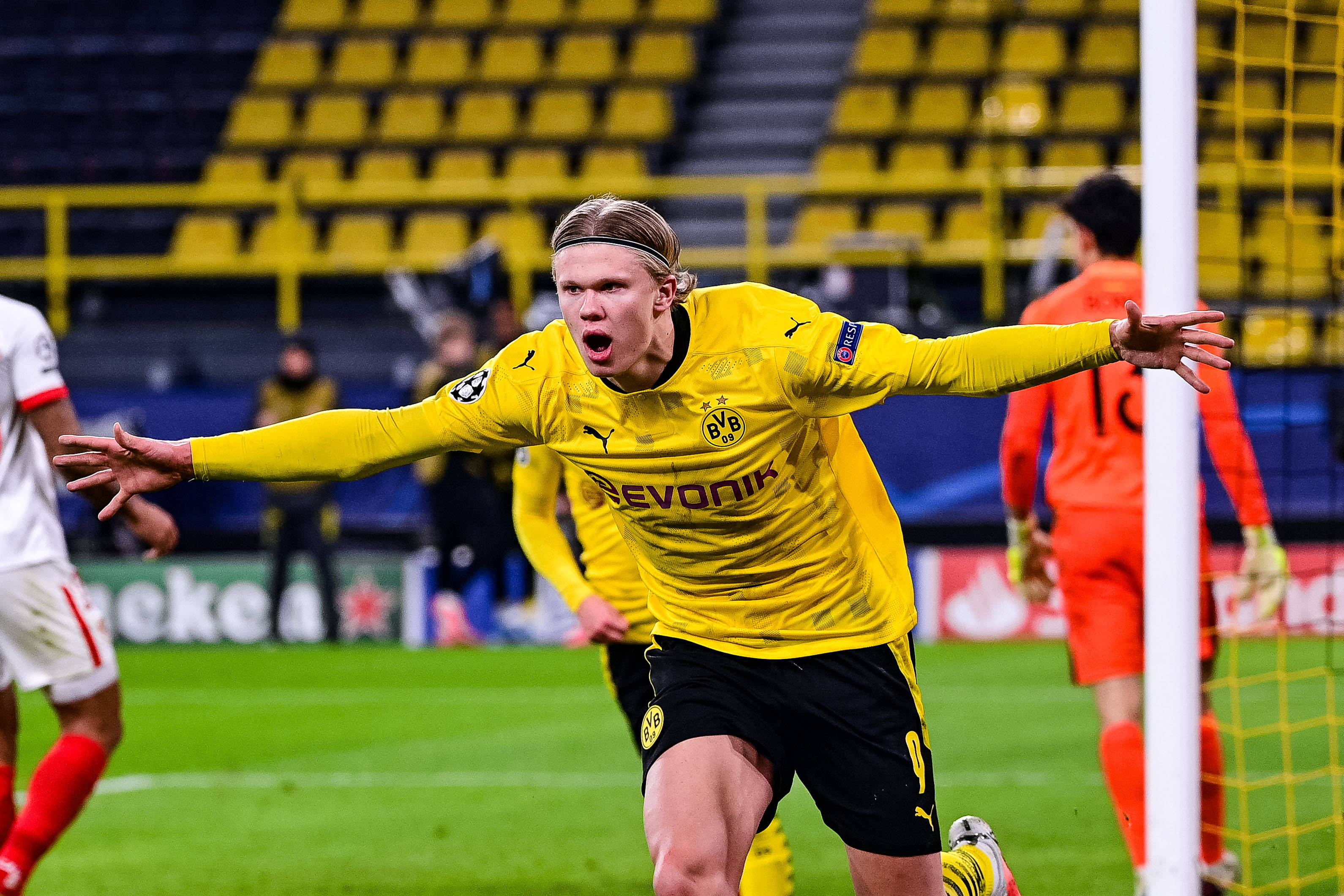 哈兰德天价:转会交易或将打破记录 哈兰德天价:转会交易或将打破记录