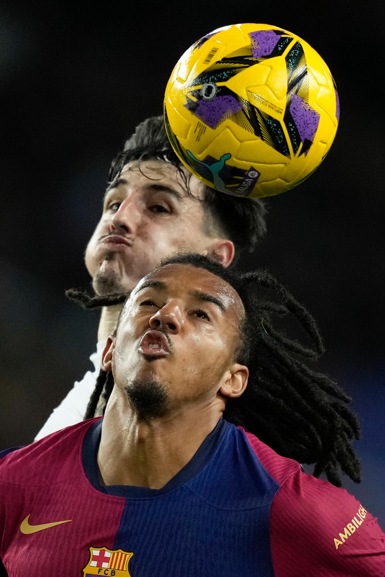 巴塞罗那备战西甲劲旅的考验 巴塞罗那备战西甲劲旅的考验