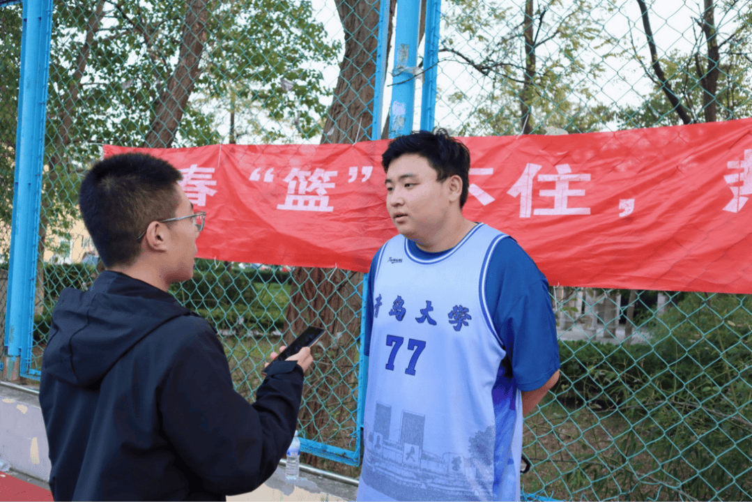 包含华边队内深化默契，攻防转换流畅的词条