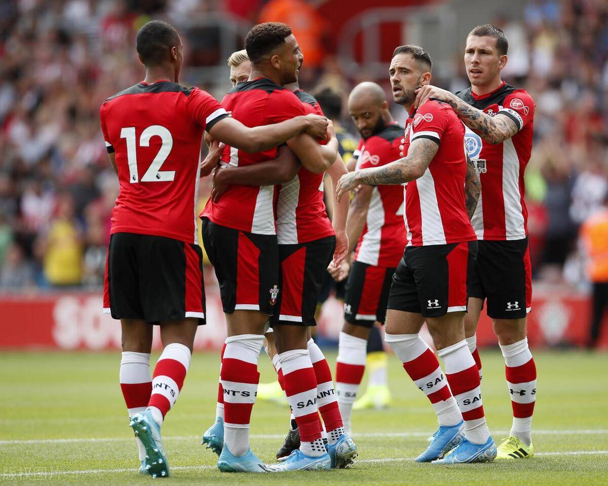 成都谢菲联客场击败深圳佳兆业，拿下分的简单介绍