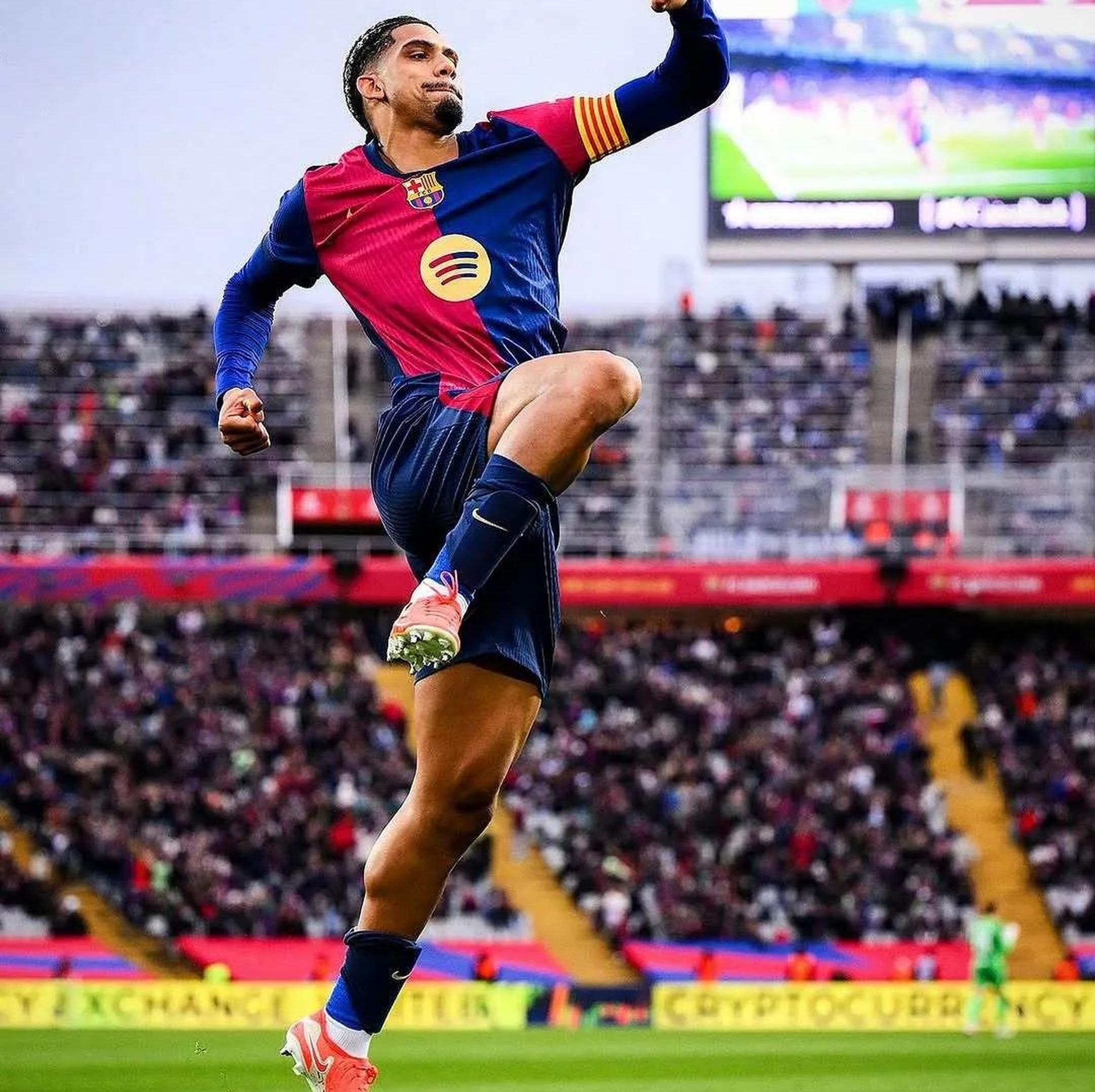 巴萨前锋连场进球,迎来个人巅峰期 巴萨前锋连场进球,迎来个人巅峰期