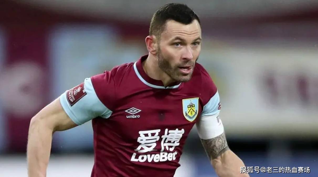 伯恩利主场惨败,保级压力加剧 伯恩利主场惨败,保级压力加剧