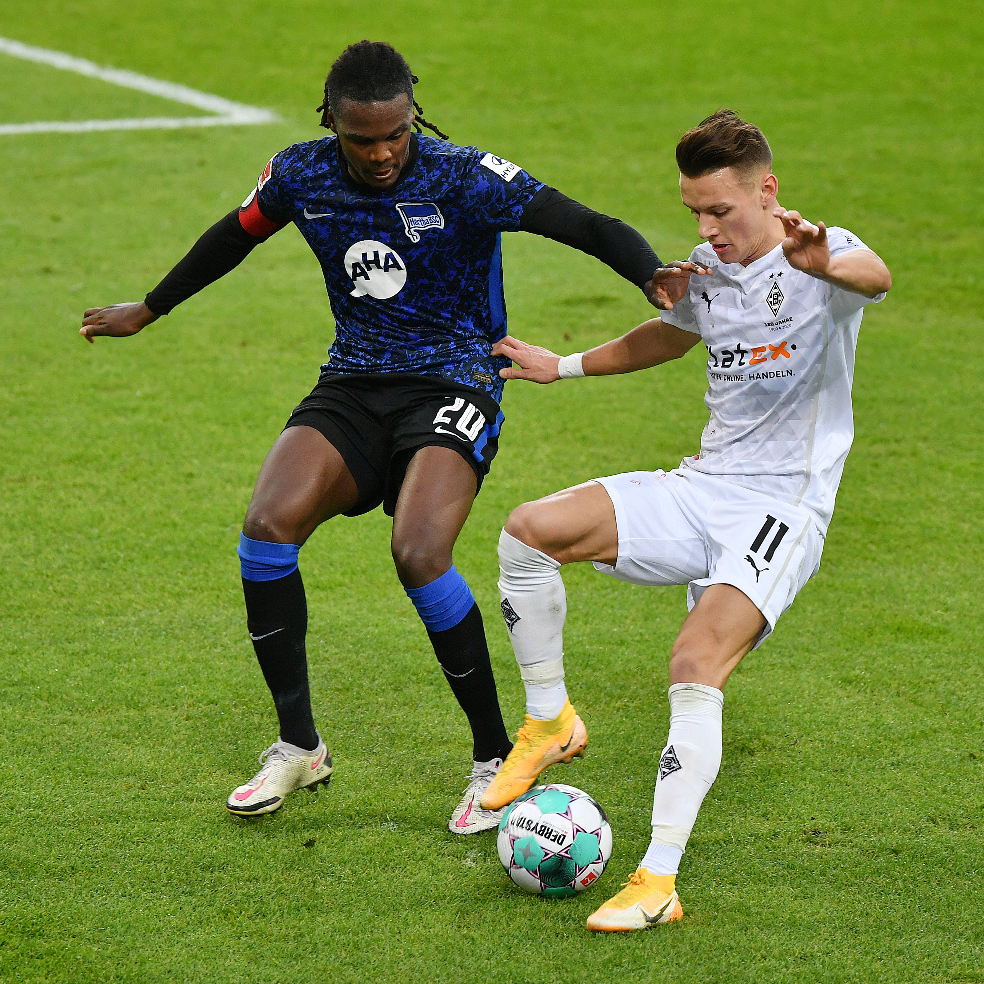 柏林赫塔队组织赛前慈善活动 柏林赫塔队组织赛前慈善活动