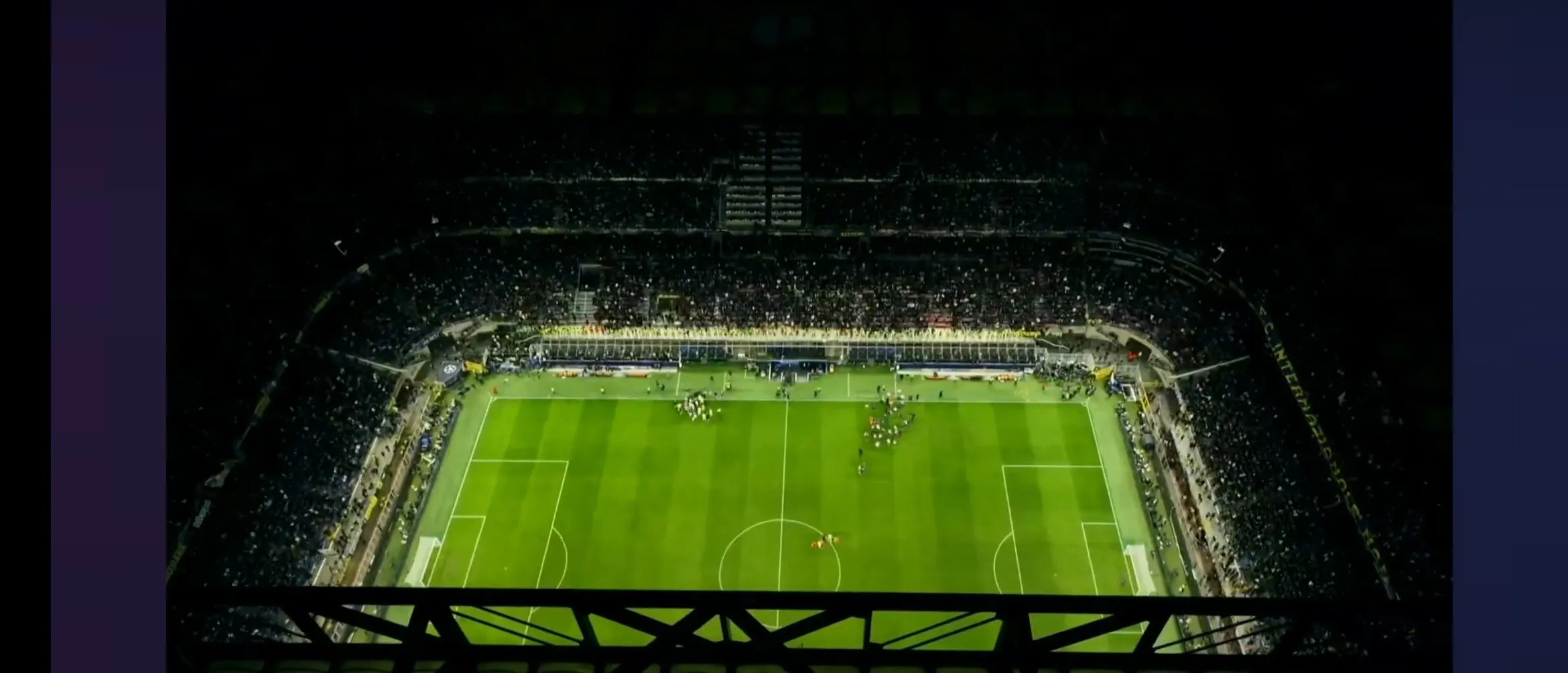 关于欧国联比赛欢乐颁奖典礼,球员舞动夜空的信息 关于欧国联比赛欢乐颁奖典礼,球员舞动夜空的信息