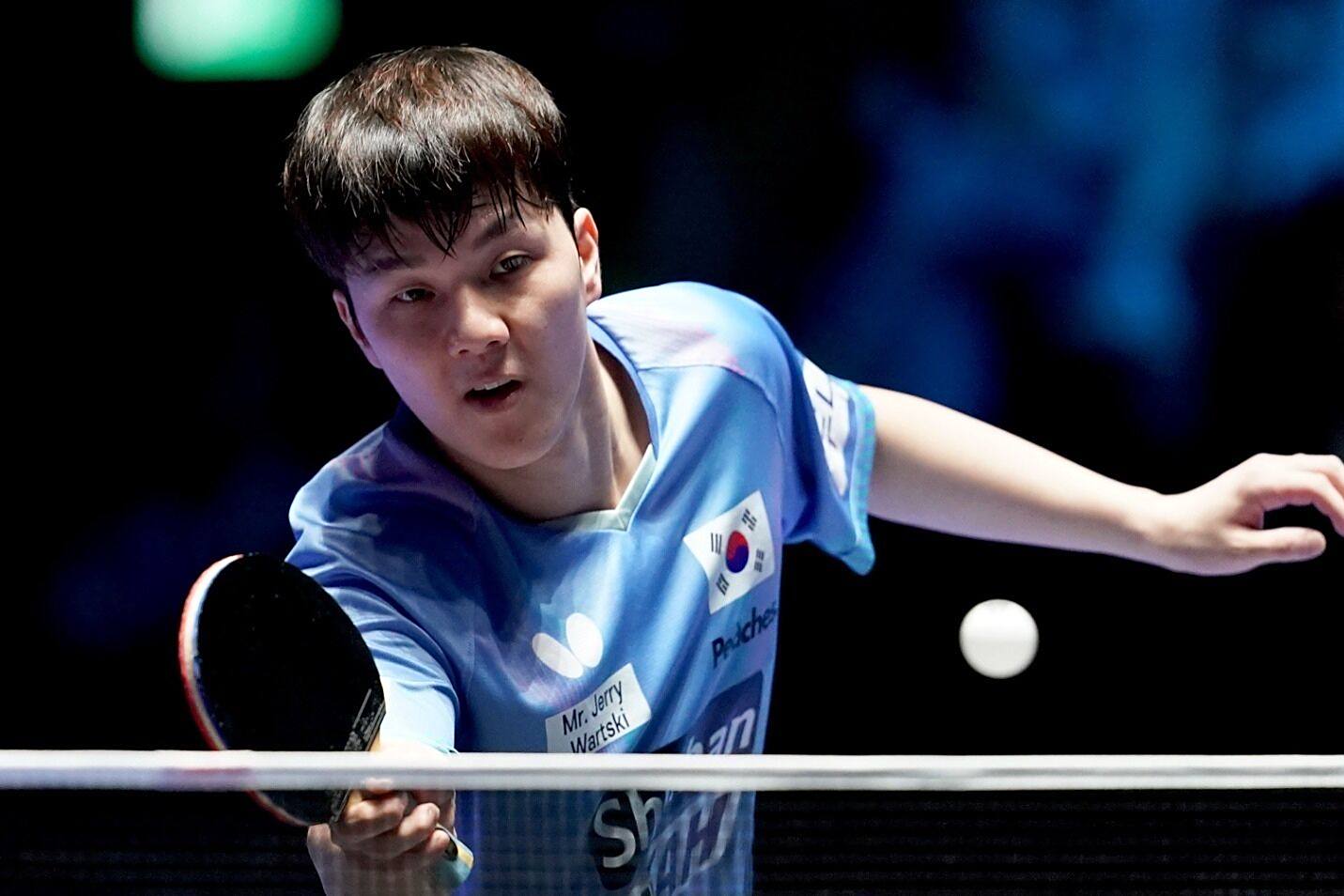 FLY碾压V5,Jankos完成史诗逆转焦点之战小组赛,强势挺进下一轮 FLY碾压V5,Jankos完成史诗逆转焦点之战小组赛,强势挺进下一轮