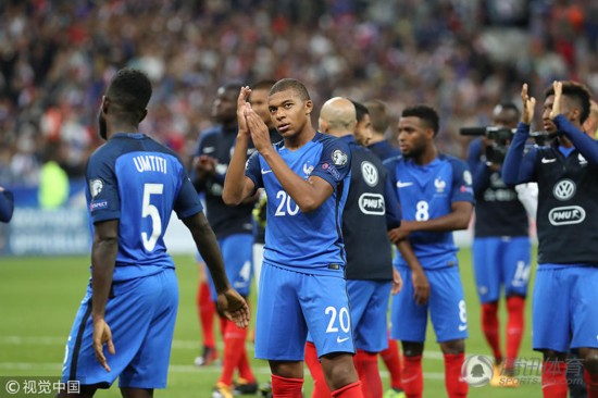 法国球队惊险告捷,小组头名在望的简单介绍 法国球队惊险告捷,小组头名在望的简单介绍