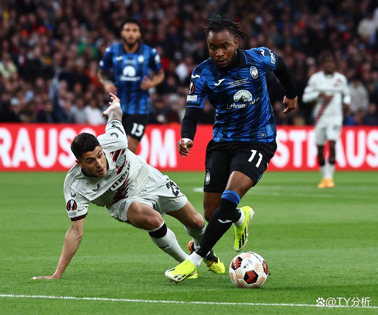 包含亚特兰大斩获三分,进入争冠行列的词条 包含亚特兰大斩获三分,进入争冠行列的词条