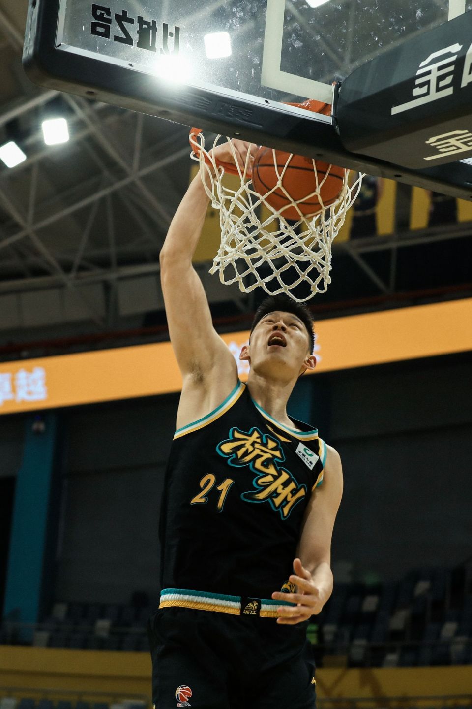 阿雷佐主场大胜,豪取对手三连败 阿雷佐主场大胜,豪取对手三连败