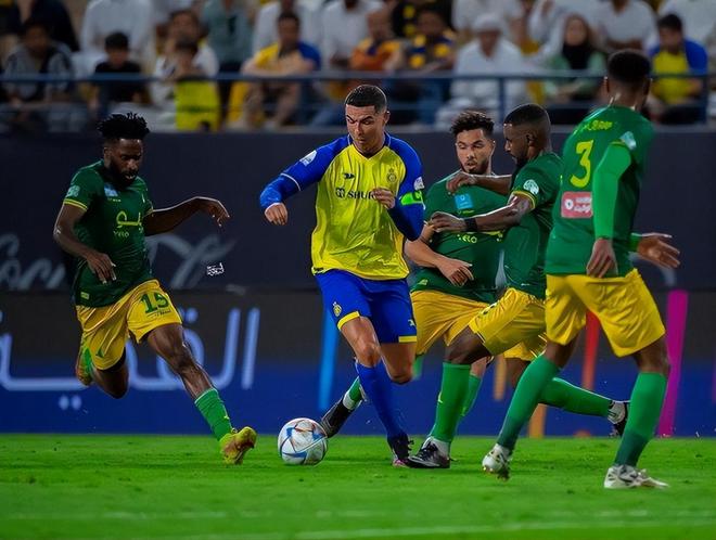 罗马重夺领先优势,占据第二积分榜的简单介绍 罗马重夺领先优势,占据第二积分榜的简单介绍