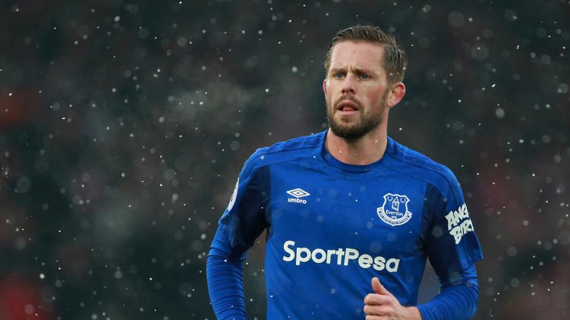 后防线上的交响乐，当巴斯托尼在维也纳之夜写下绿茵诗篇